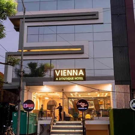 Vienna- A Boutique Hotel Джайпур Екстериор снимка