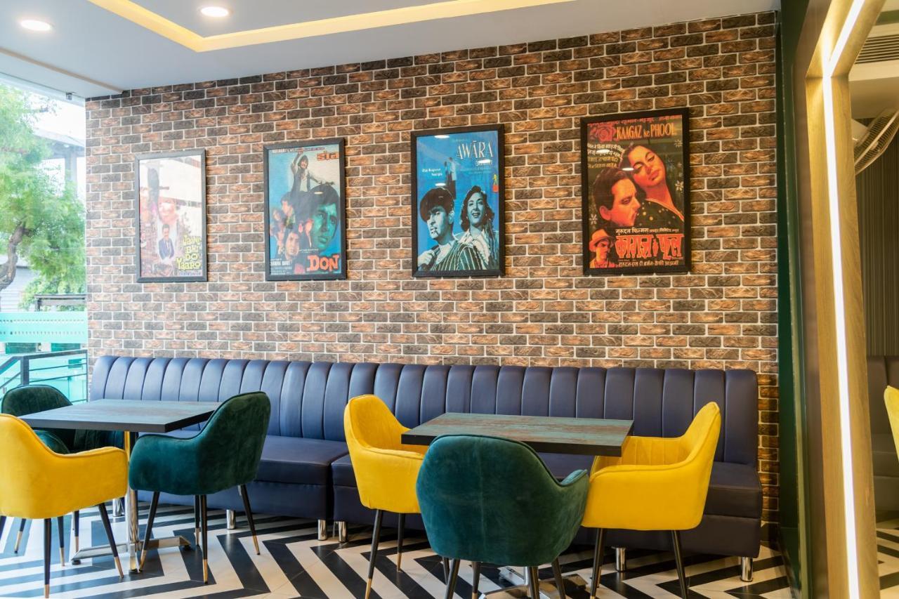 Vienna- A Boutique Hotel Джайпур Екстериор снимка